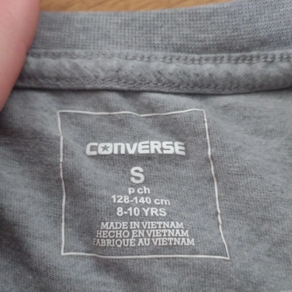 Converse Short Sleeve Shirt Boys Small (8-10)